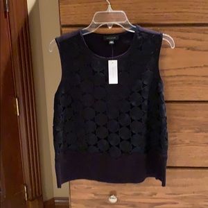 NWT Ann Taylor navy shell with circle overlay